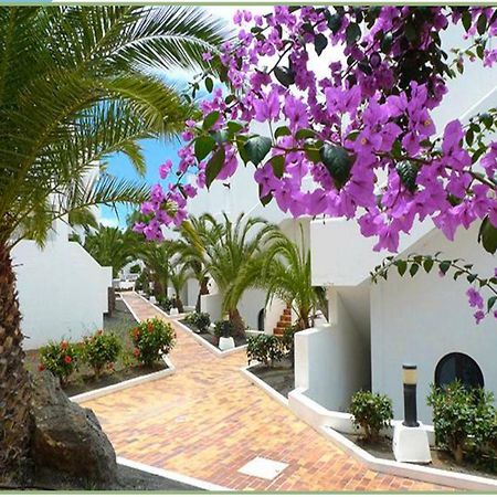 Chromotheraphy Cerca Del Mar Lejlighed Costa Teguise Eksteriør billede