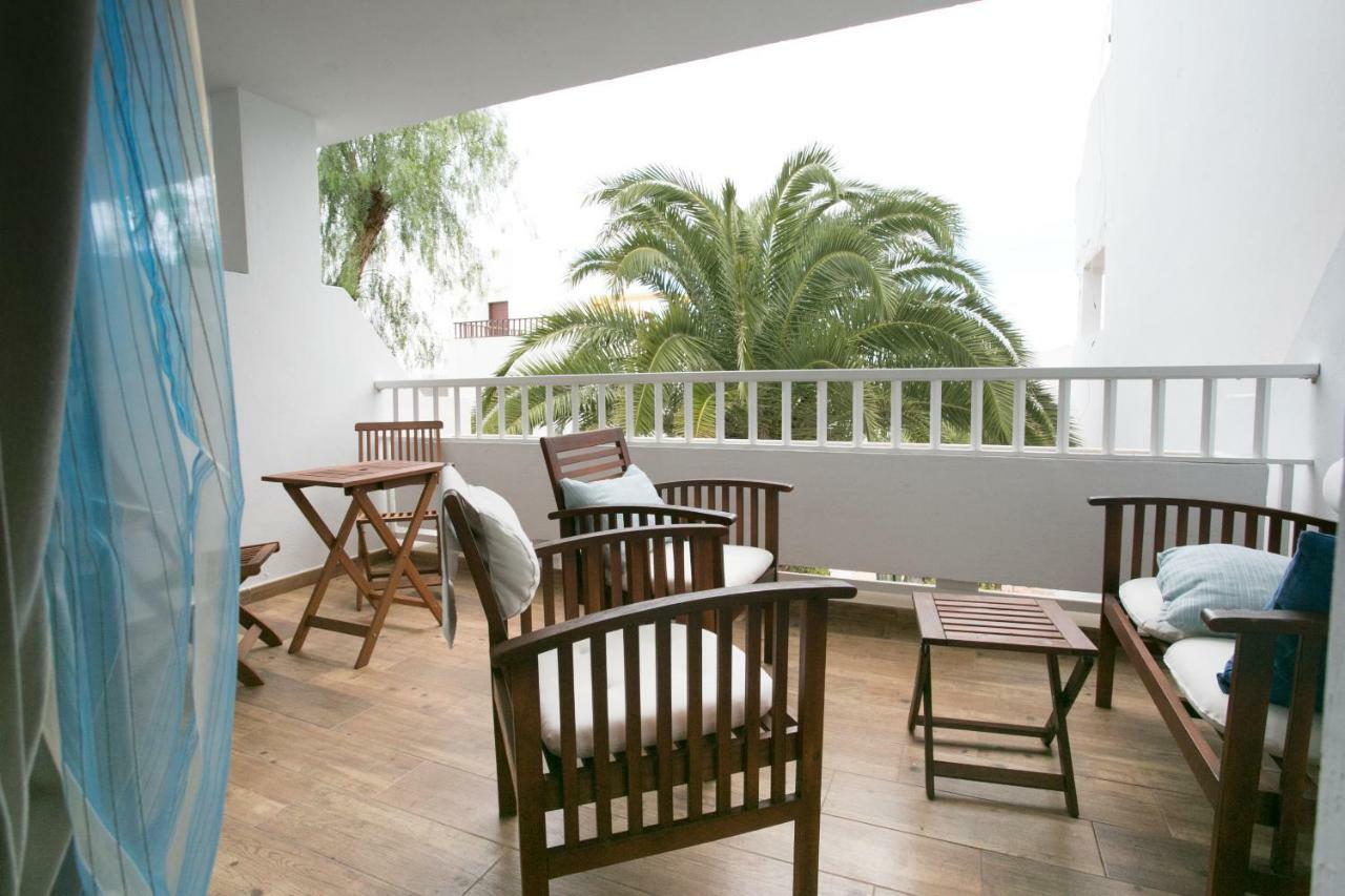 Chromotheraphy Cerca Del Mar Lejlighed Costa Teguise Eksteriør billede
